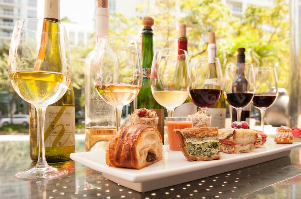 wine-party-1024x679